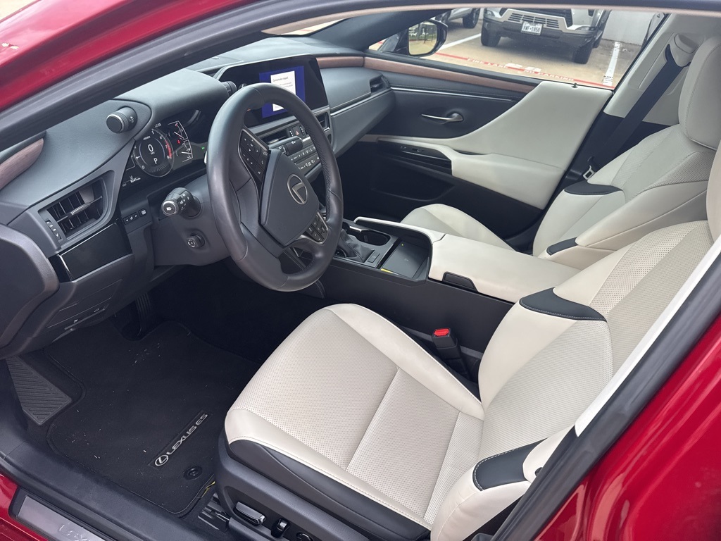 2025 Lexus ES 350 Premium photo 3