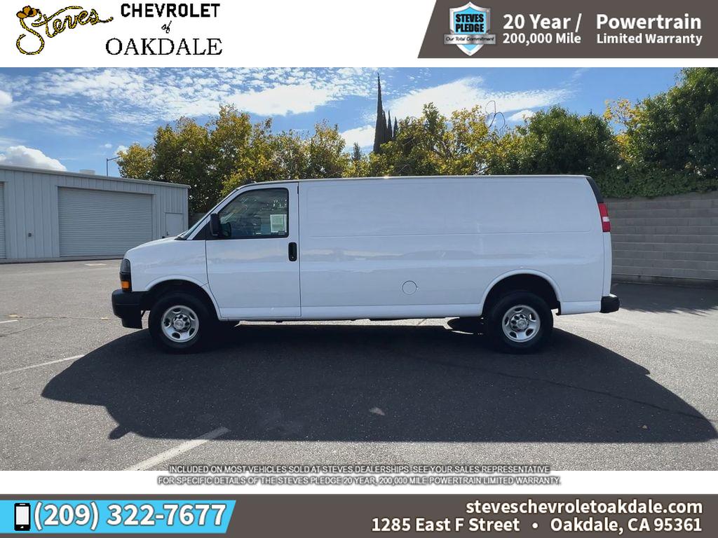 2023 Chevrolet Express Cargo 2500 photo 7