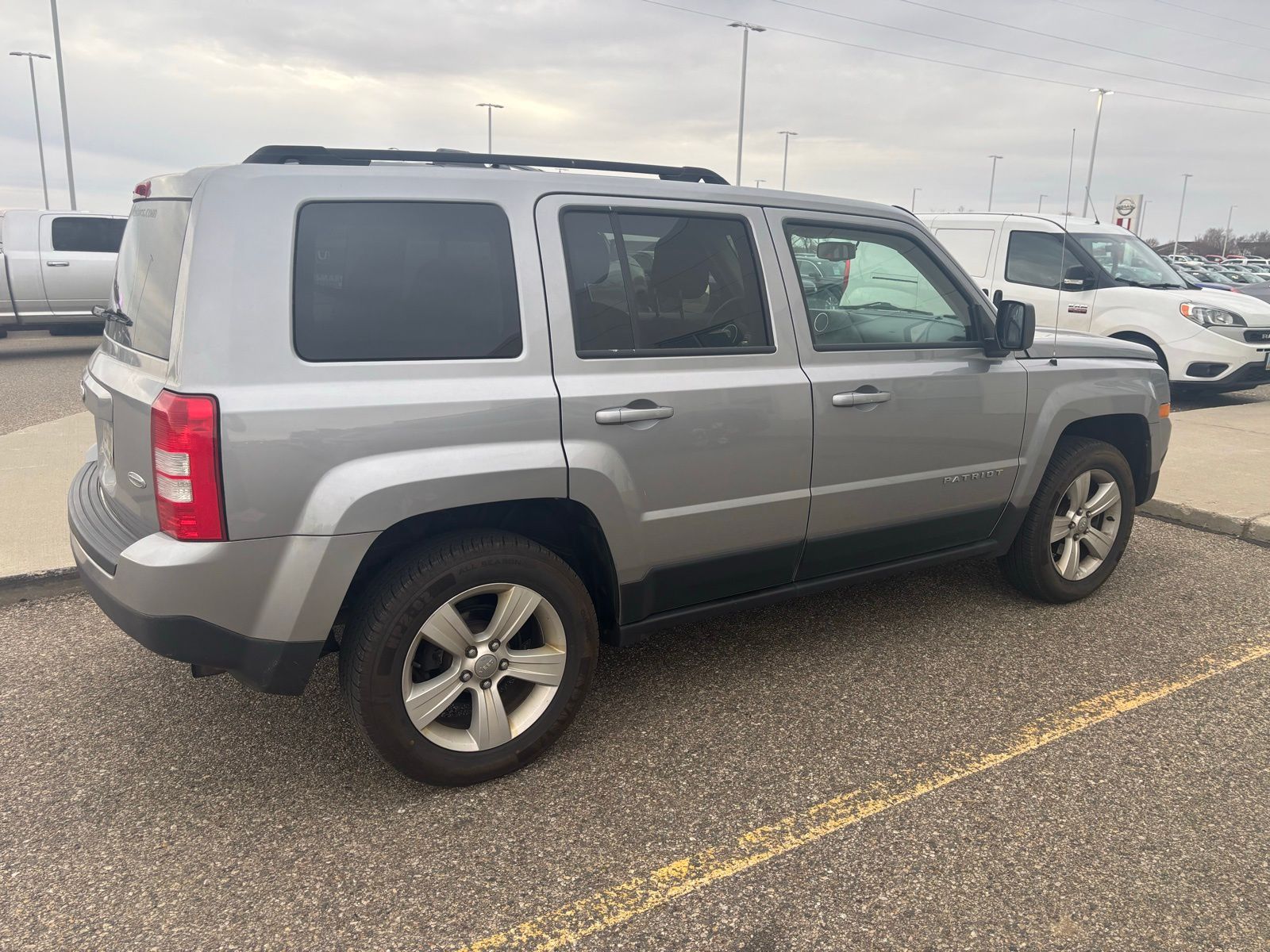 2017 Jeep Patriot Latitude photo 4