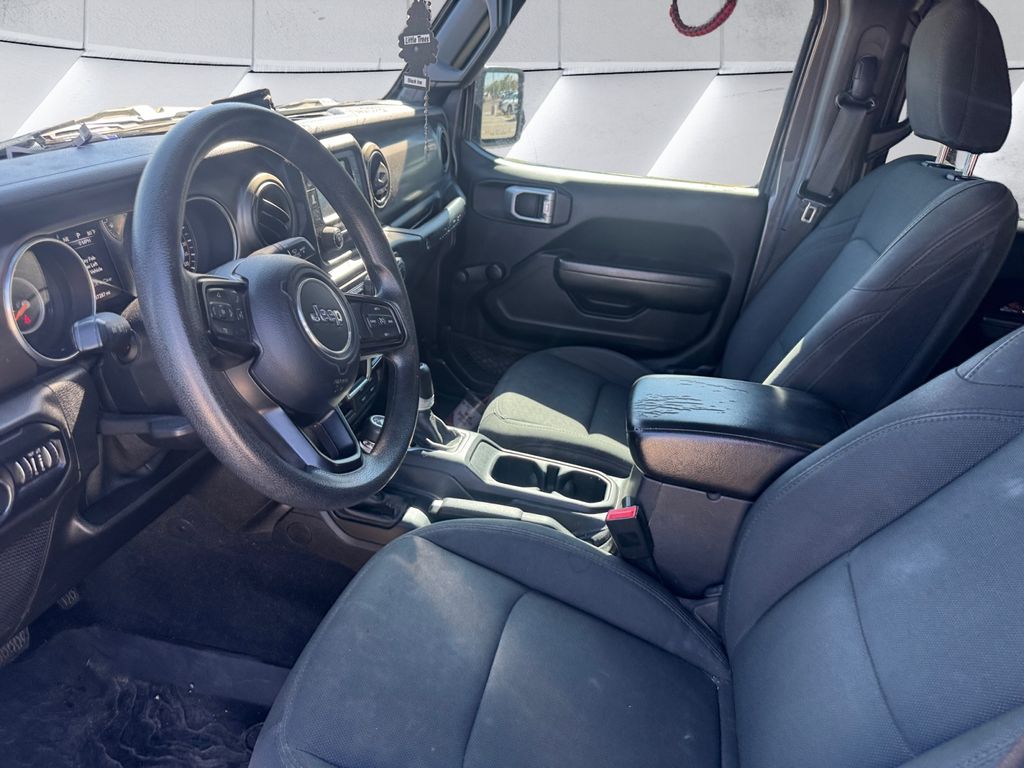 2019 Jeep Wrangler Unlimited Sport photo 7