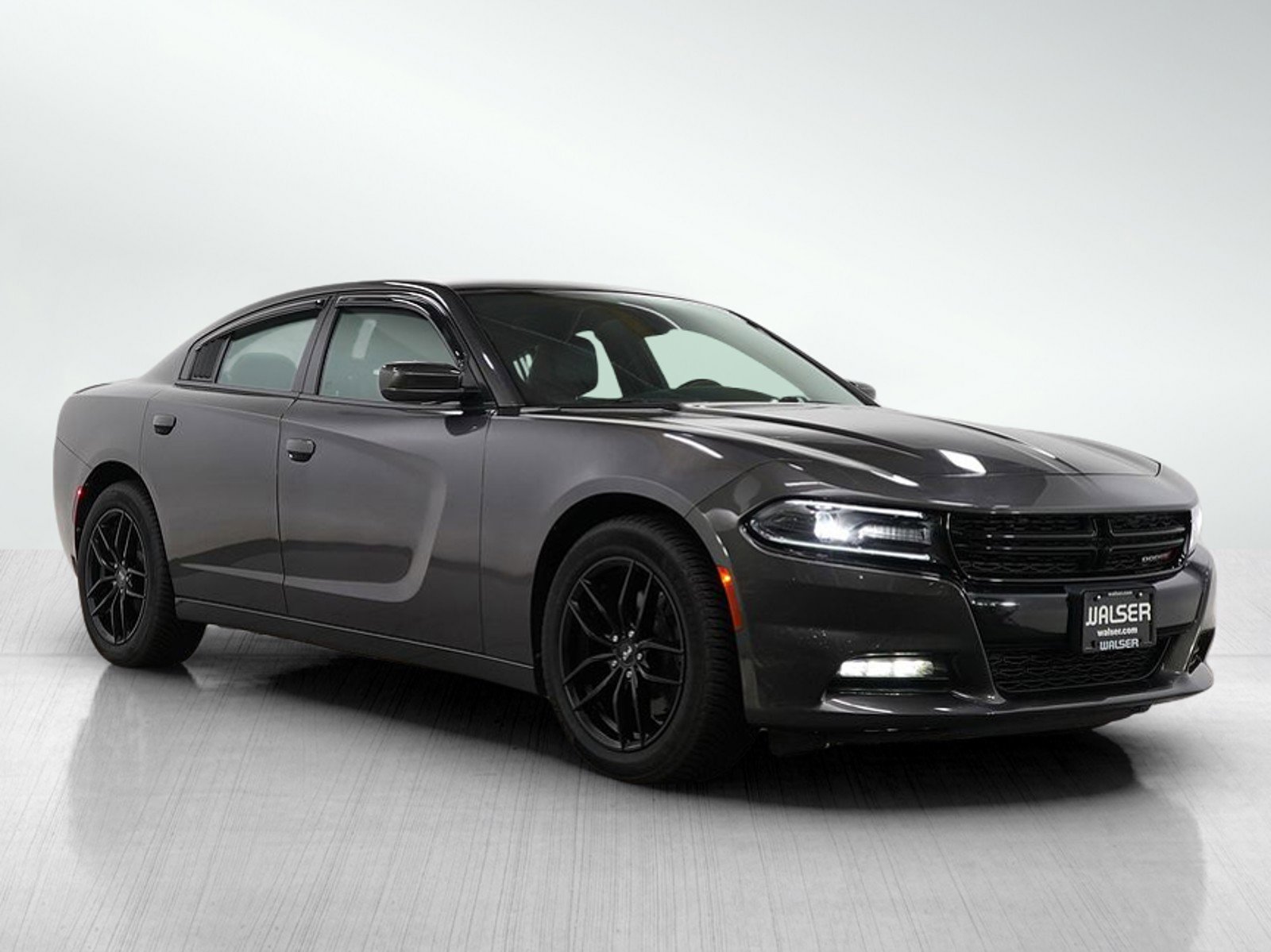 2016 Dodge Charger SXT photo 7