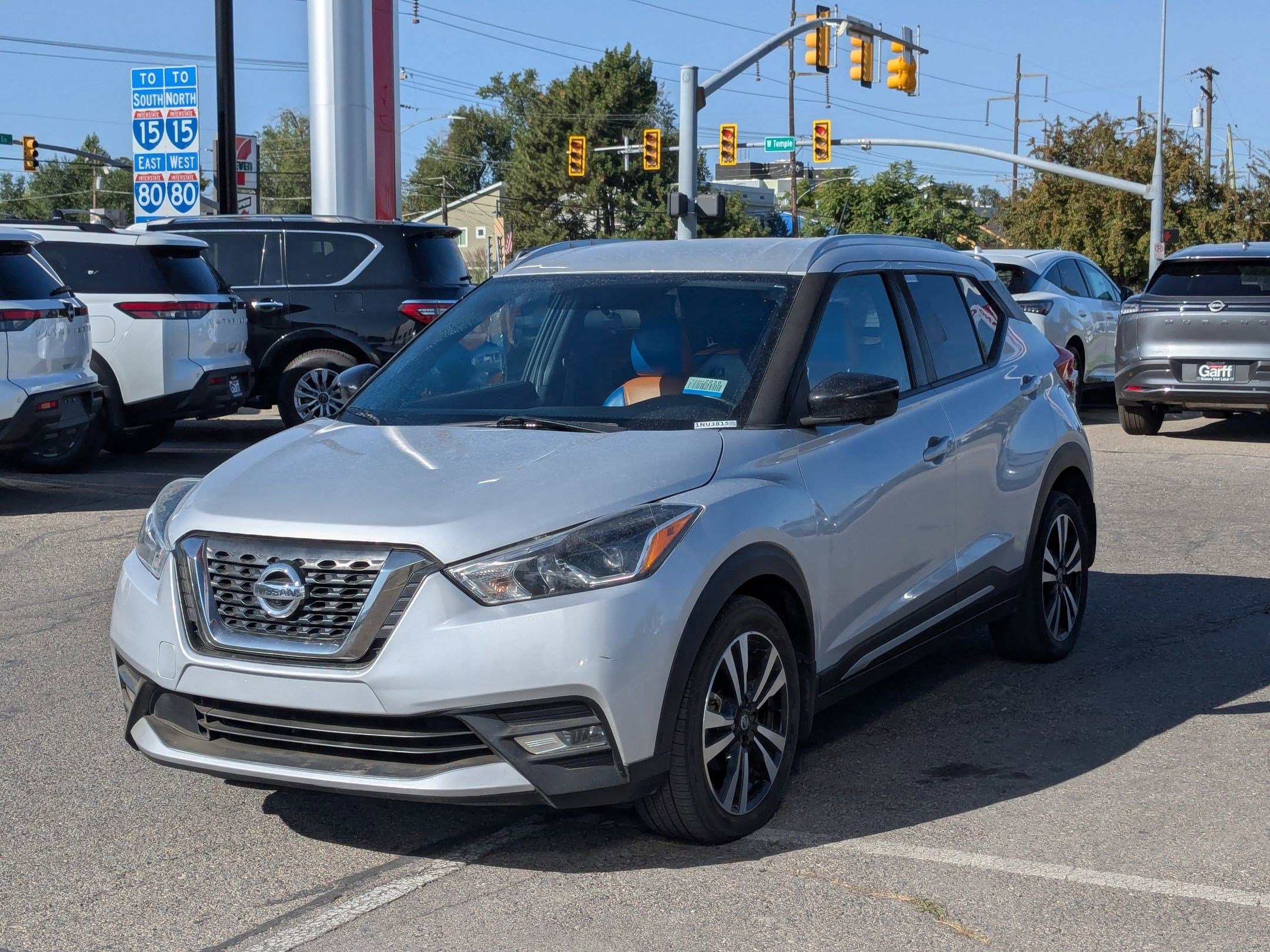 2018 Nissan Kicks SR photo 6
