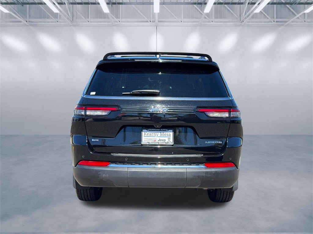 2023 Jeep Grand Cherokee Limited photo 3