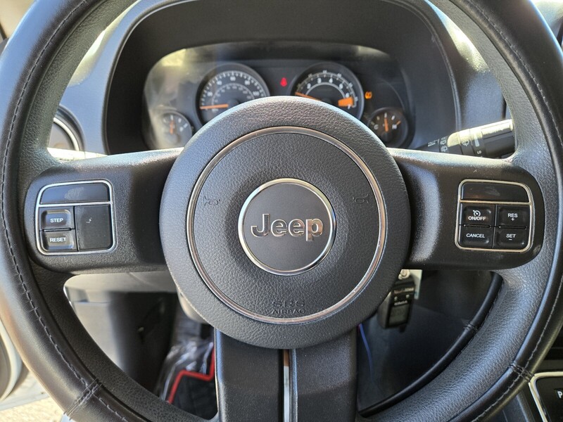 2017 Jeep Patriot Sport photo 16