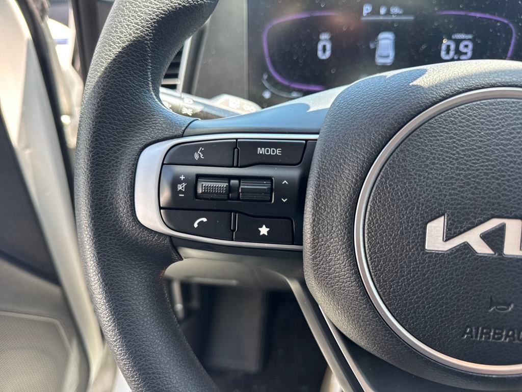 2024 Kia Sportage LX photo 18