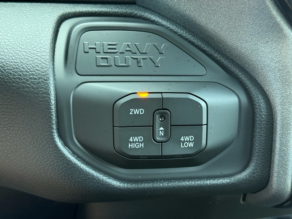 2025 Ram 2500 Tradesman photo 7