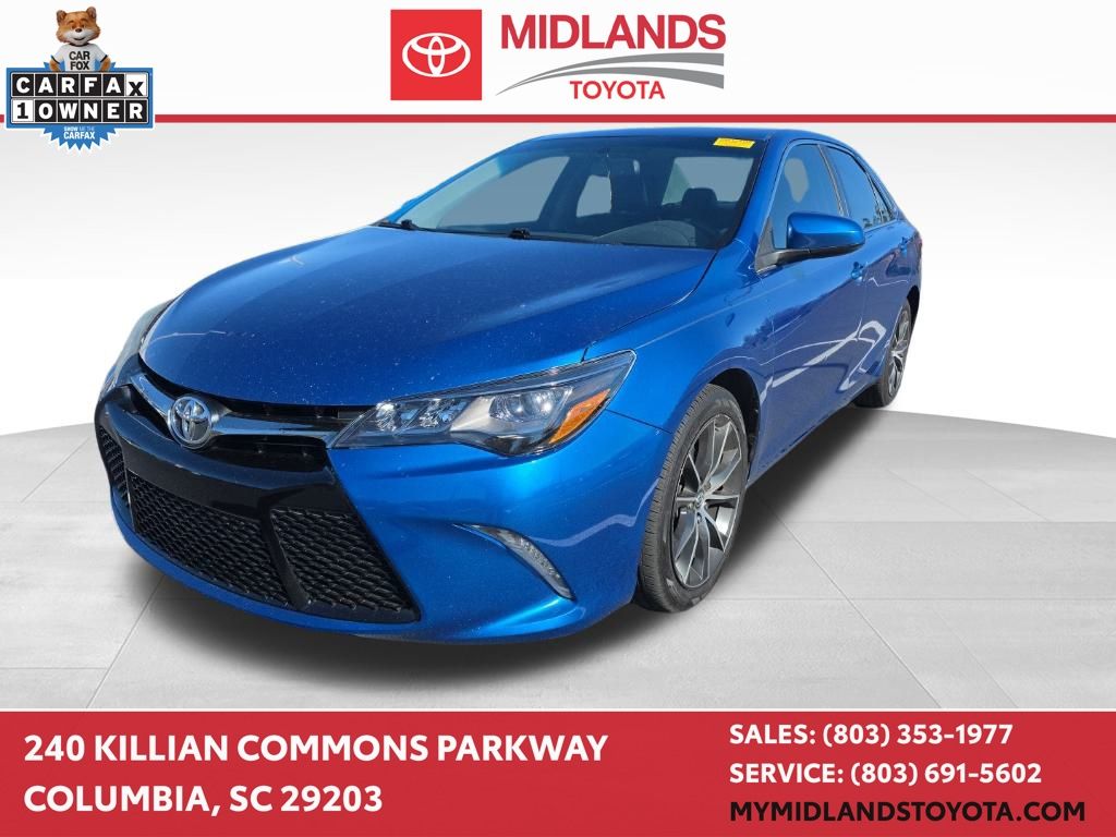2017 Toyota Camry XSE's photo