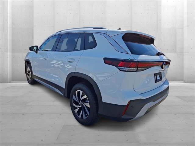 2025 Volkswagen Tiguan S photo 2