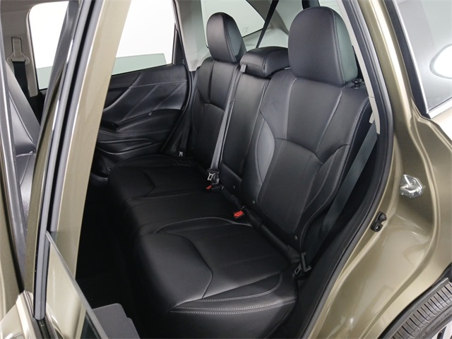 2023 Subaru Forester Touring photo 18