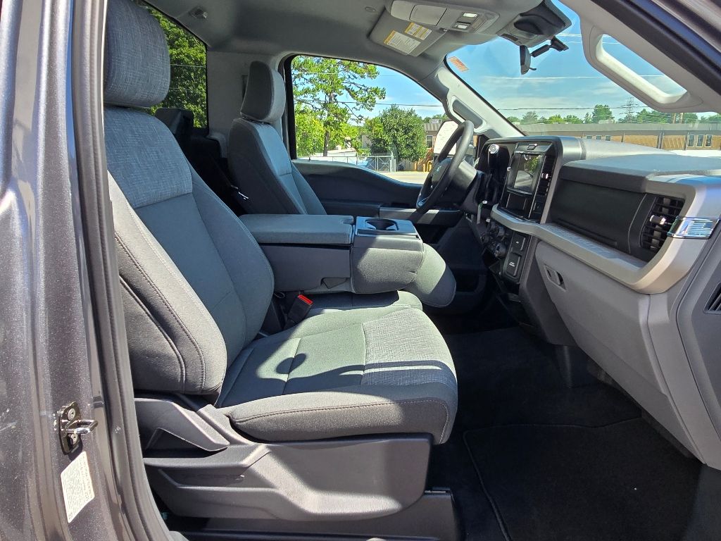 2025 Ford F-350 XLT photo 11