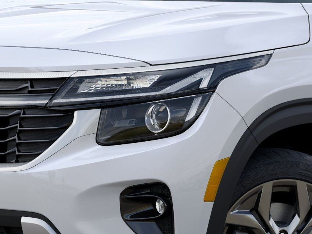 2024 Kia Seltos S photo 35