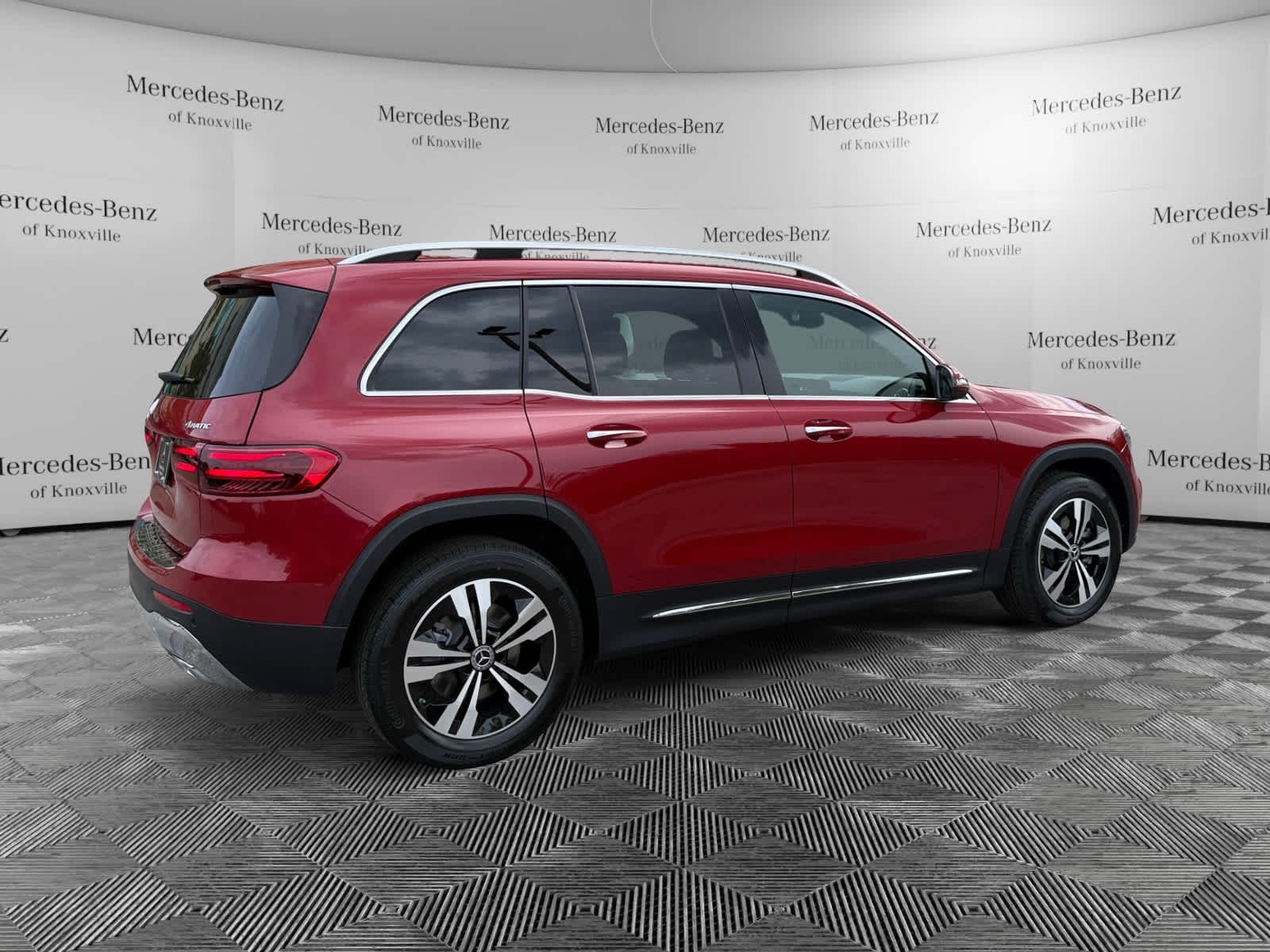 2026 Mercedes Benz GLB 250 4MATIC photo 5