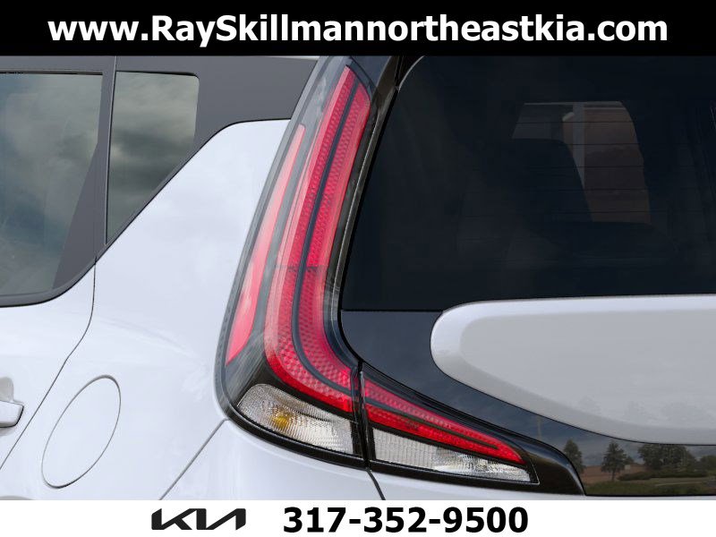 2025 Kia Soul LX photo 9