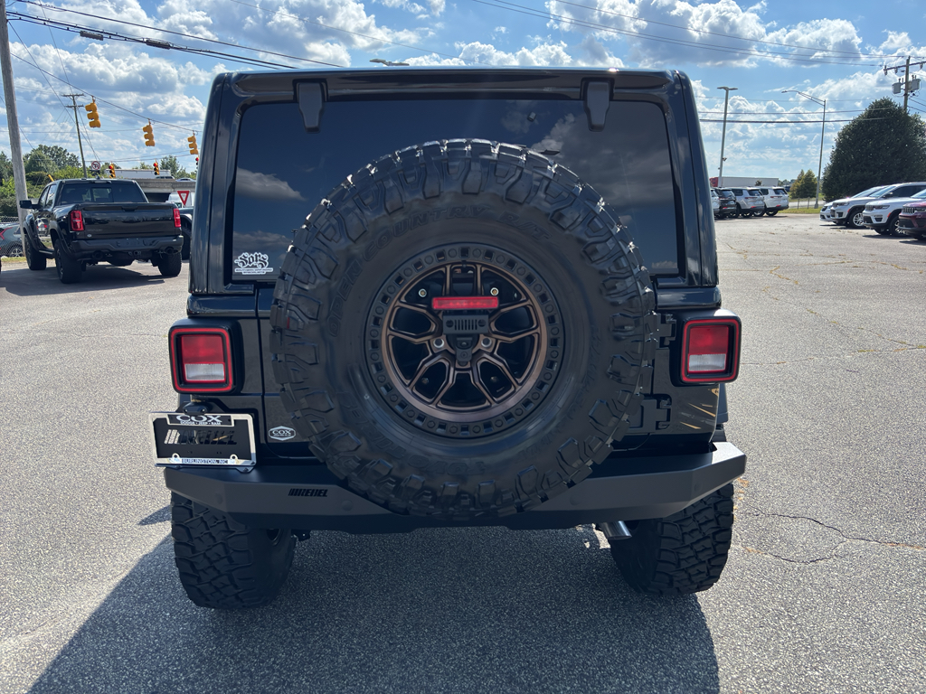 2025 Jeep Wrangler Sport photo 4