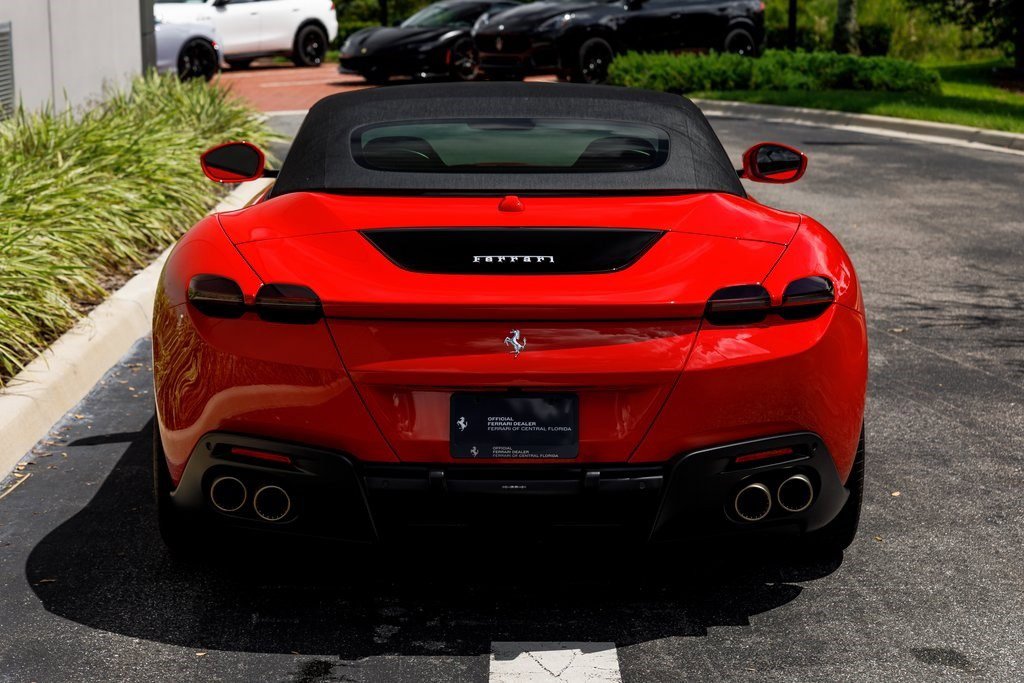 2025 Ferrari Roma Spider photo 4