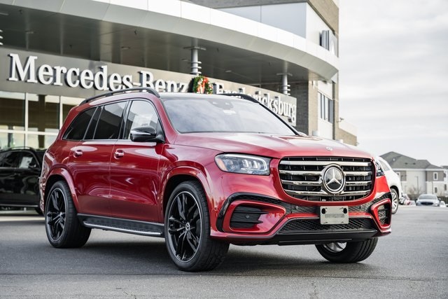 2025 Mercedes-Benz GLS Base's photo
