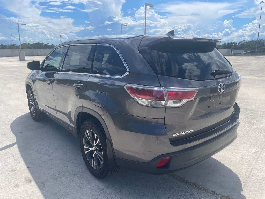 2016 Toyota Highlander XLE photo 4