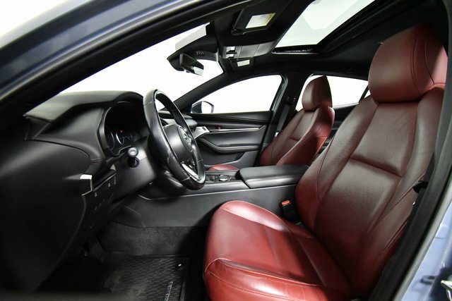 2022 Mazda Mazda3 Hatchback Carbon photo 4