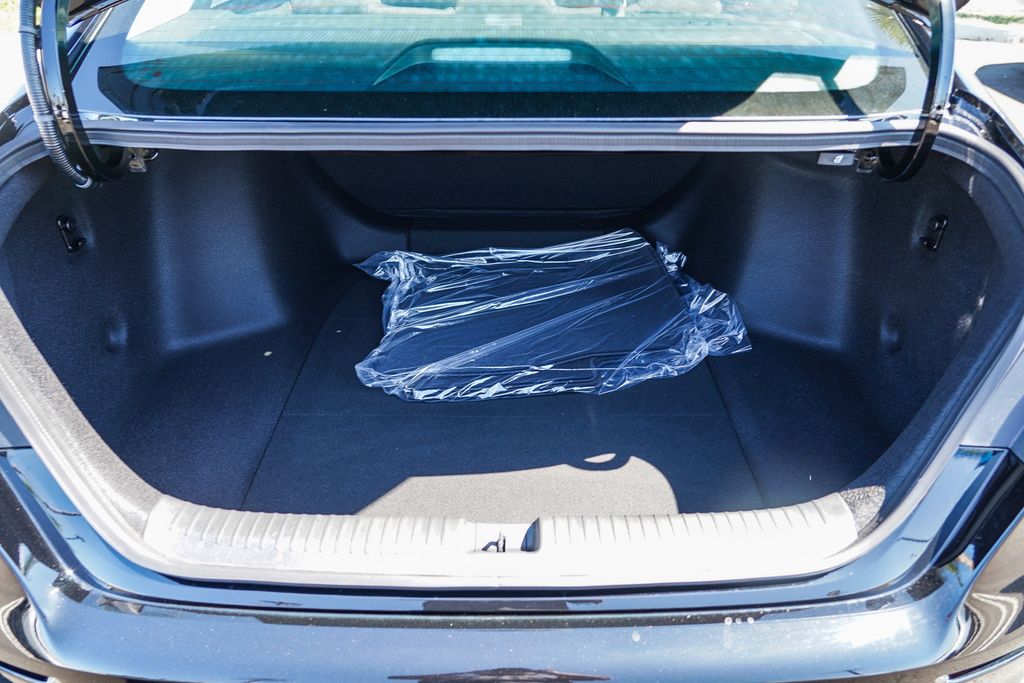2025 Honda Accord 1.5T LX photo 8