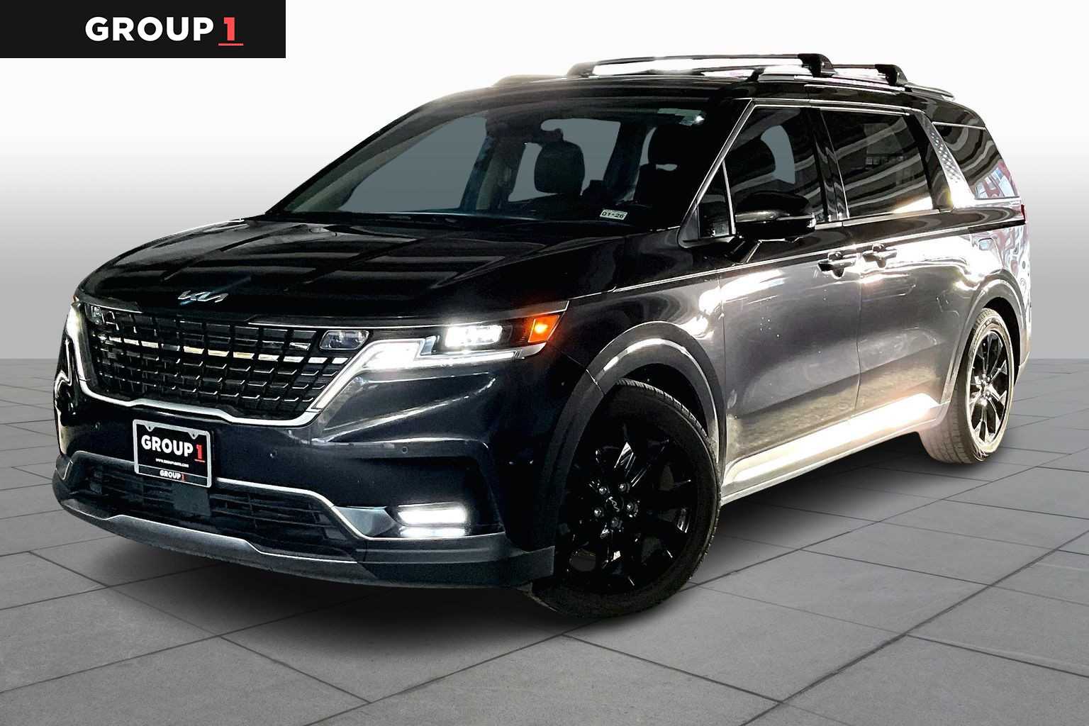 2022 Kia Carnival SX Prestige's photo