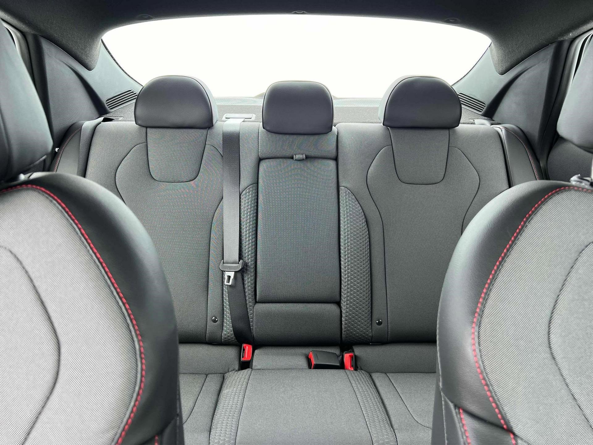 2025 Hyundai Elantra N Line photo 16