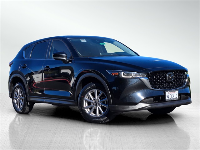 2022 Mazda CX-5 S Preferred package