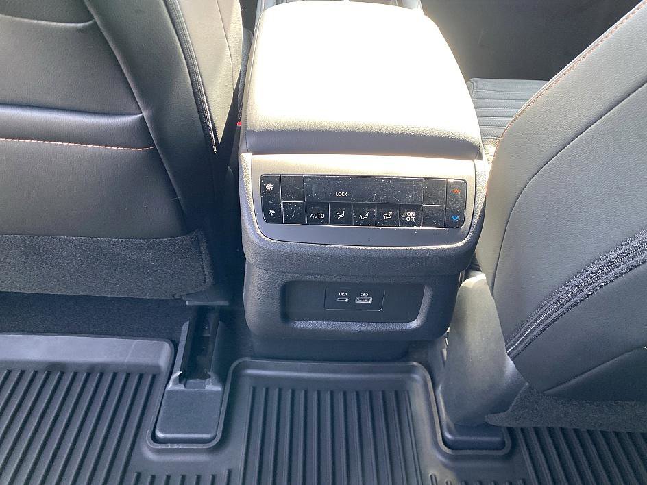 2025 Nissan Pathfinder Rock Creek photo 11