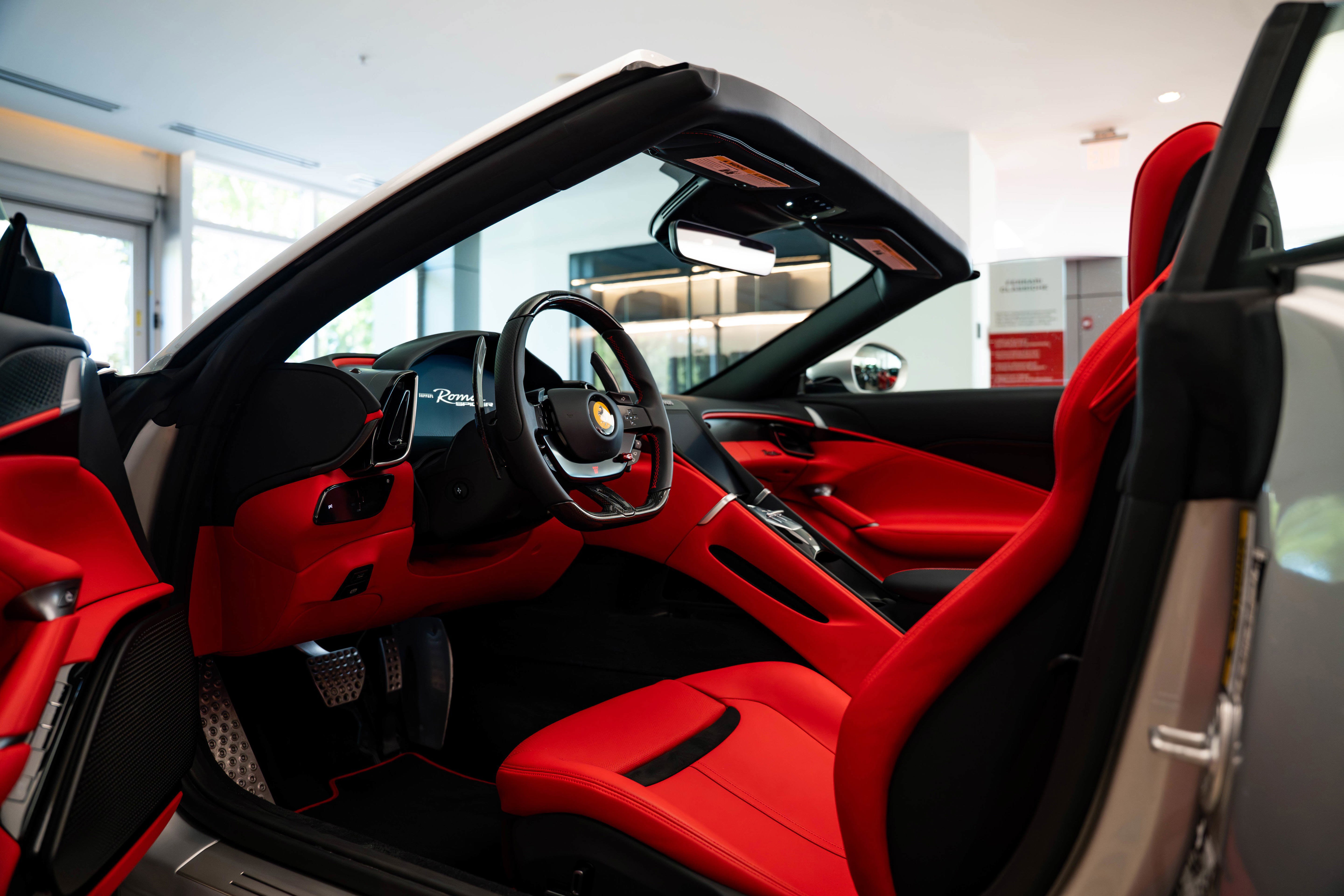 2024 Ferrari Roma Spider photo 9