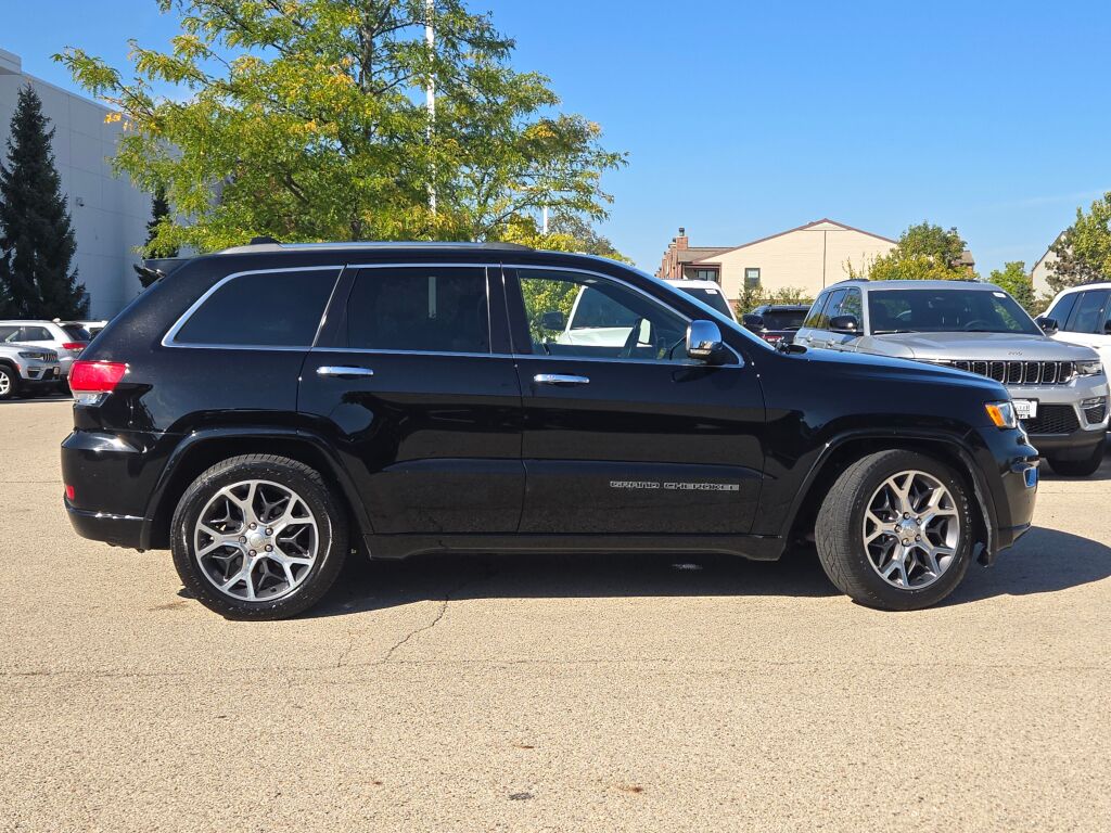 2019 Jeep Grand Cherokee Overland photo 3
