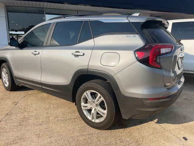 2024 Gmc Terrain SLE photo 3