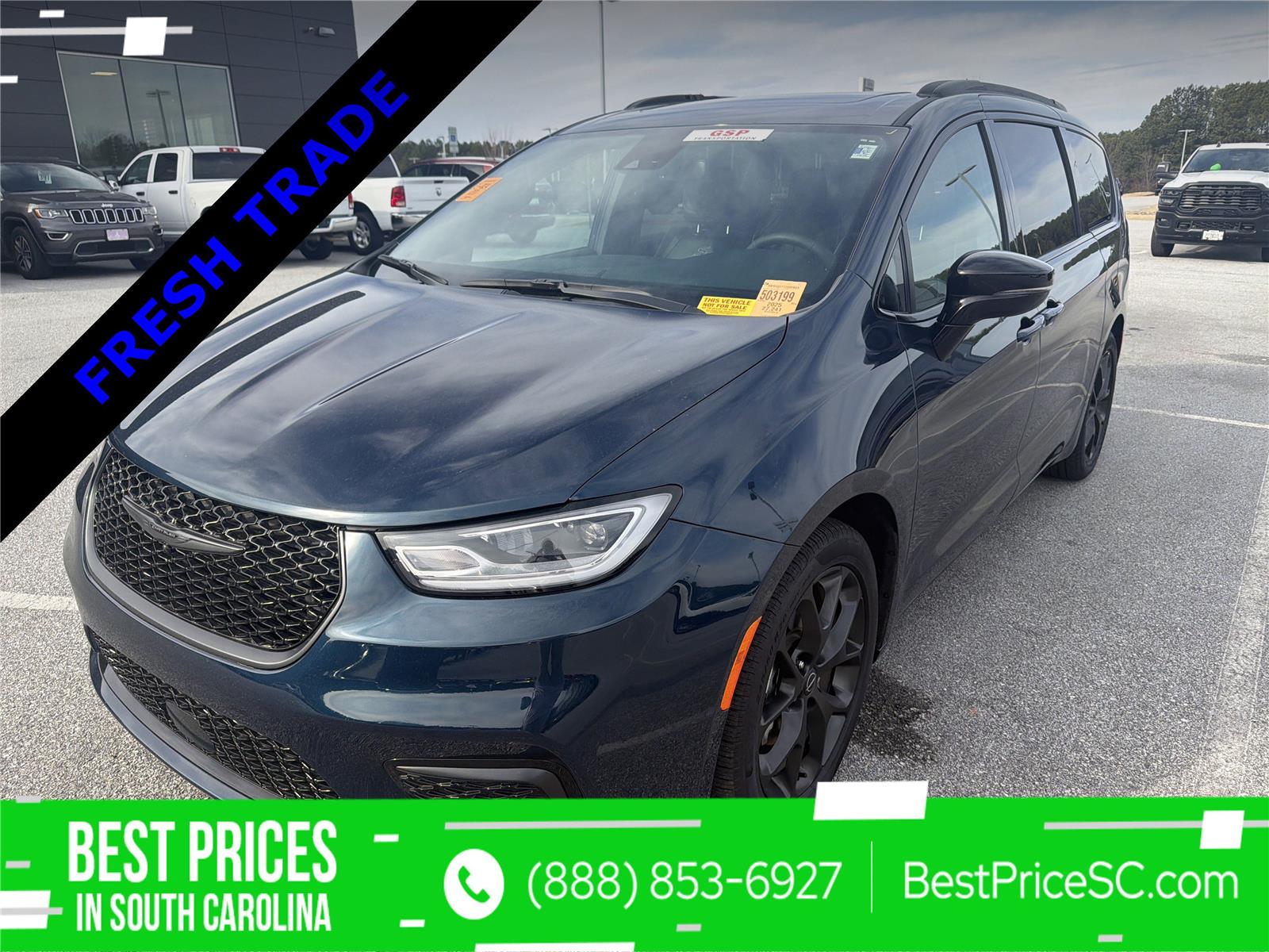 2025 Chrysler Pacifica Limited's photo