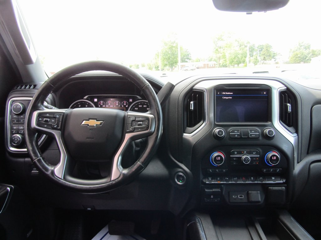 2021 Chevrolet Silverado 3500HD LTZ photo 15
