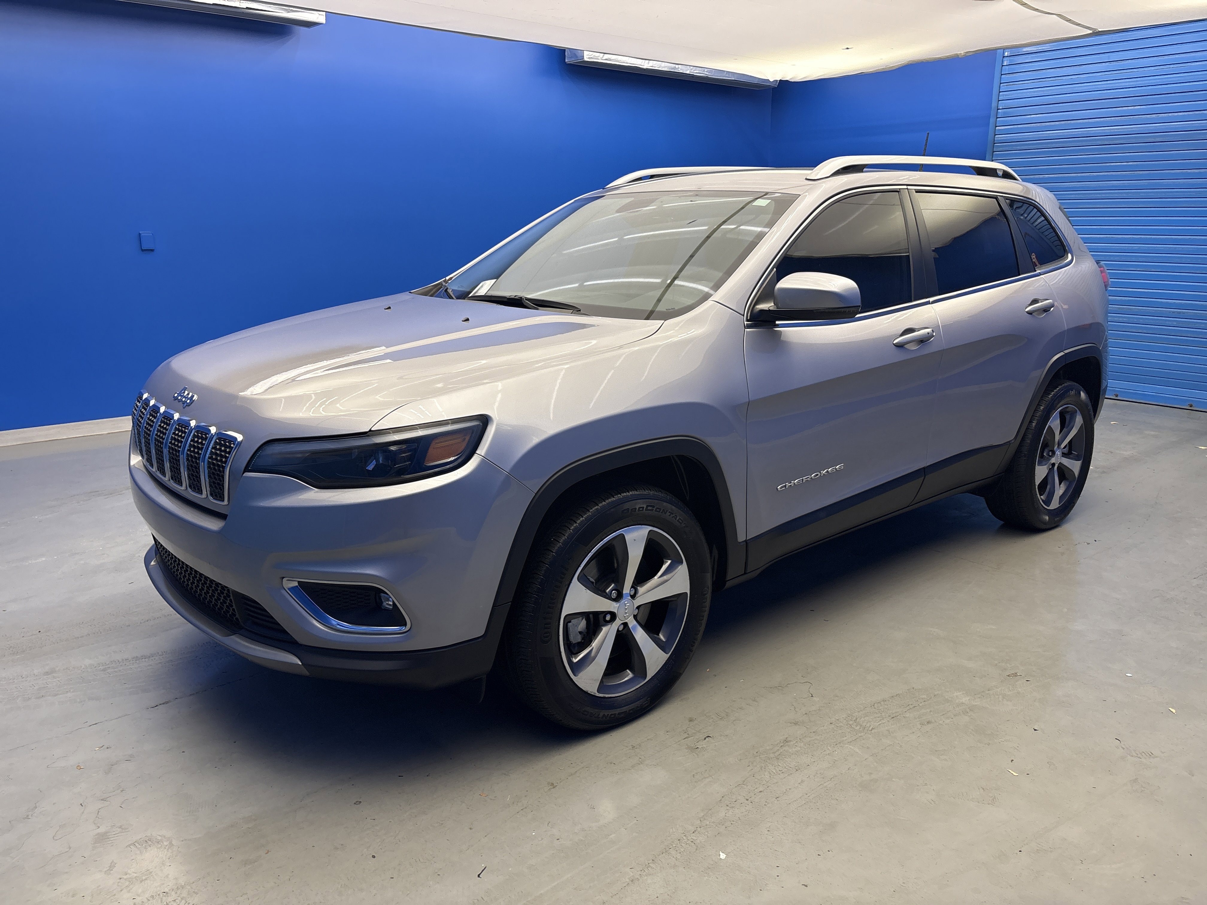 2019 Jeep Cherokee Limited photo 3