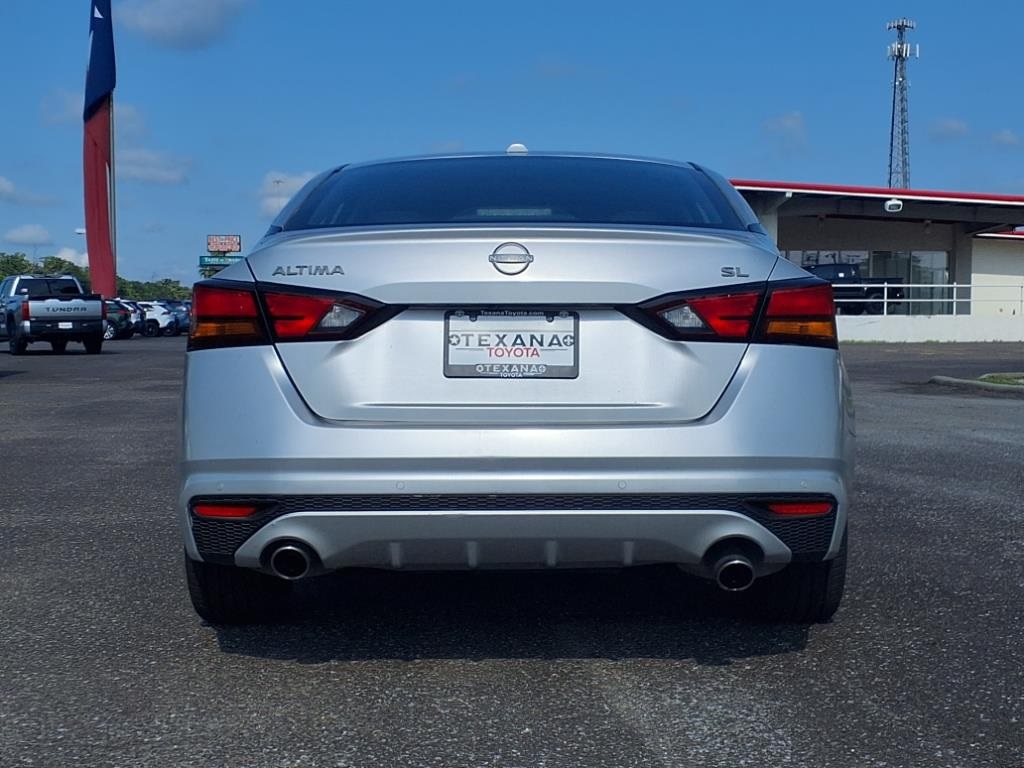 2023 Nissan Altima 2.5 SL photo 2