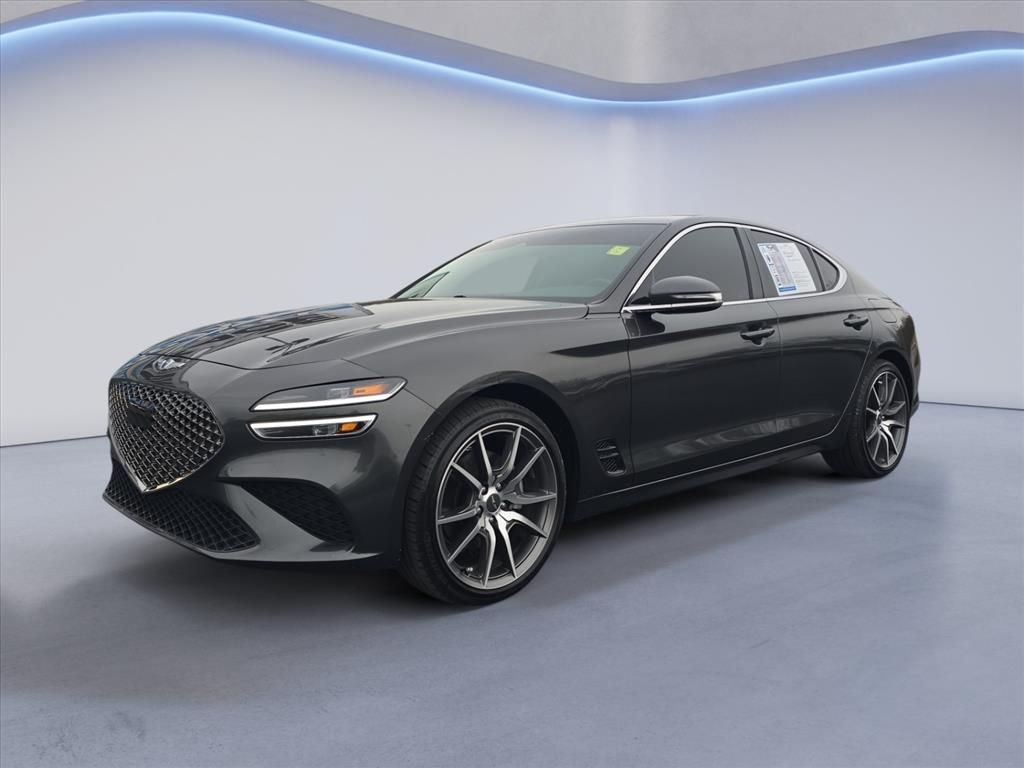 2023 GENESIS G70 Standard's photo