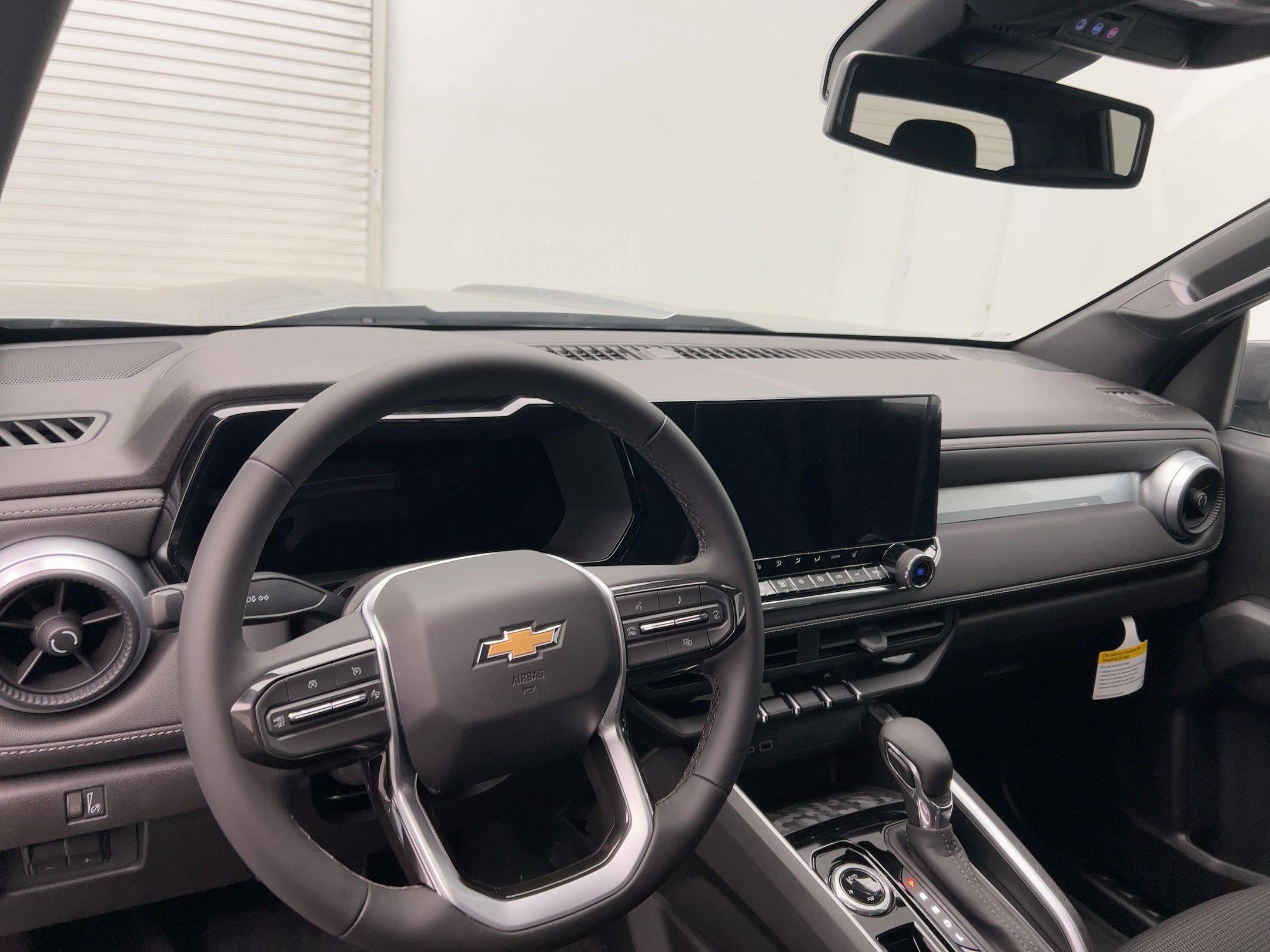 2026 Chevrolet Colorado LT photo 4