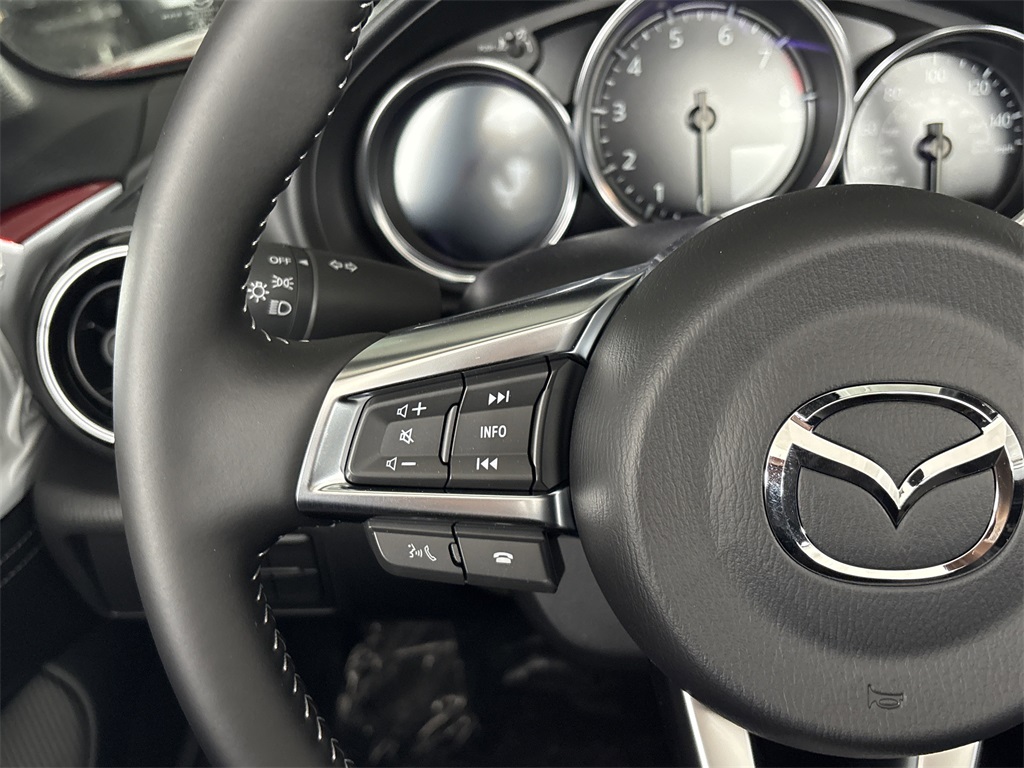 2025 Mazda MX-5 Miata Miata photo 13