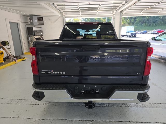 2023 Chevrolet Silverado 1500 LT photo 2