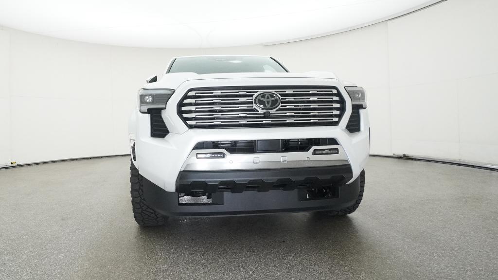 2025 Toyota Tacoma Limited photo 3