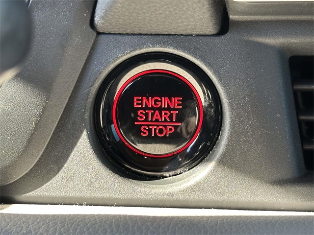 2023 Honda Pilot LX photo 4