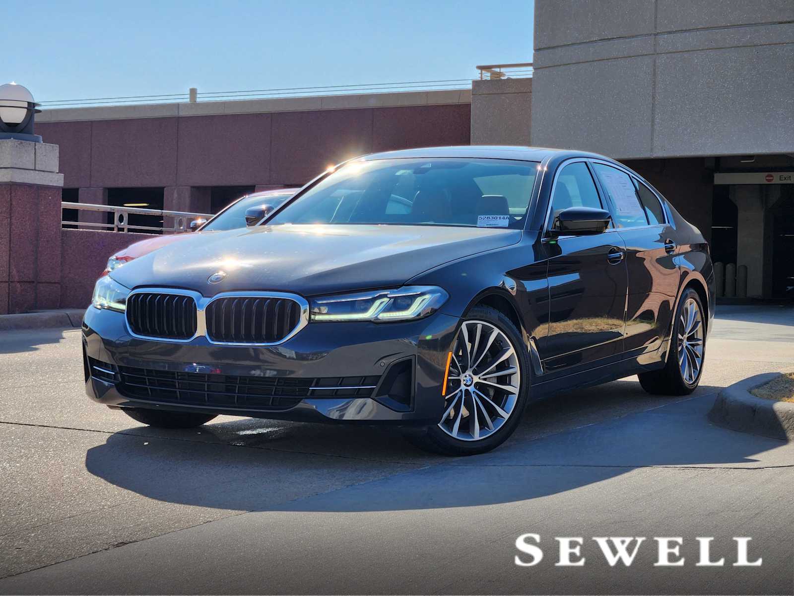 2021 BMW 5 Series 530i's photo