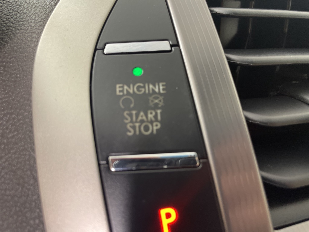 2020 Lincoln MKZ Hybrid Reserve photo 23