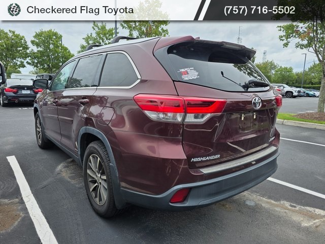 2019 Toyota Highlander XLE photo 2