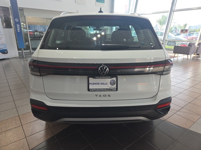 2025 Volkswagen Taos S photo 6