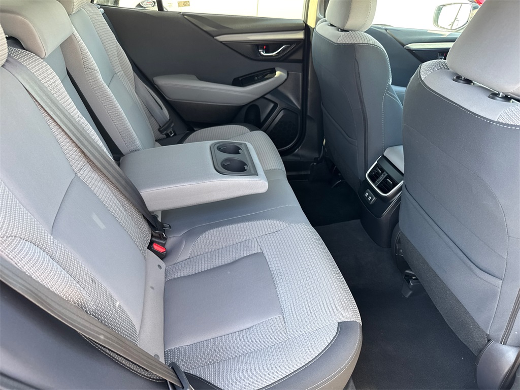 2022 Subaru Outback Premium photo 17