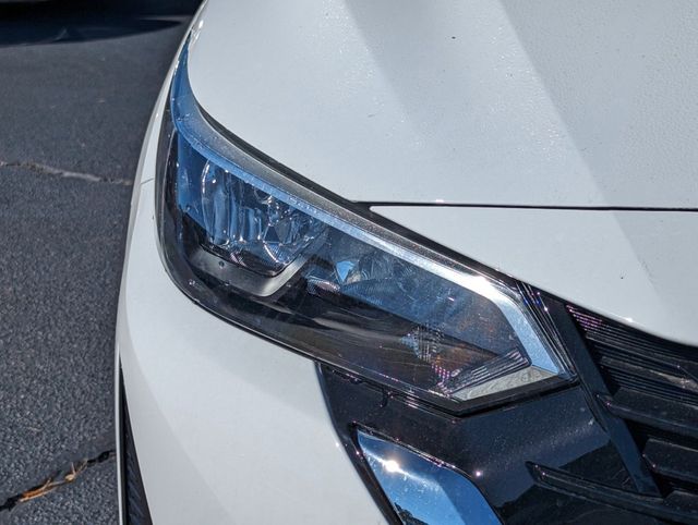 2025 Nissan Sentra S photo 9