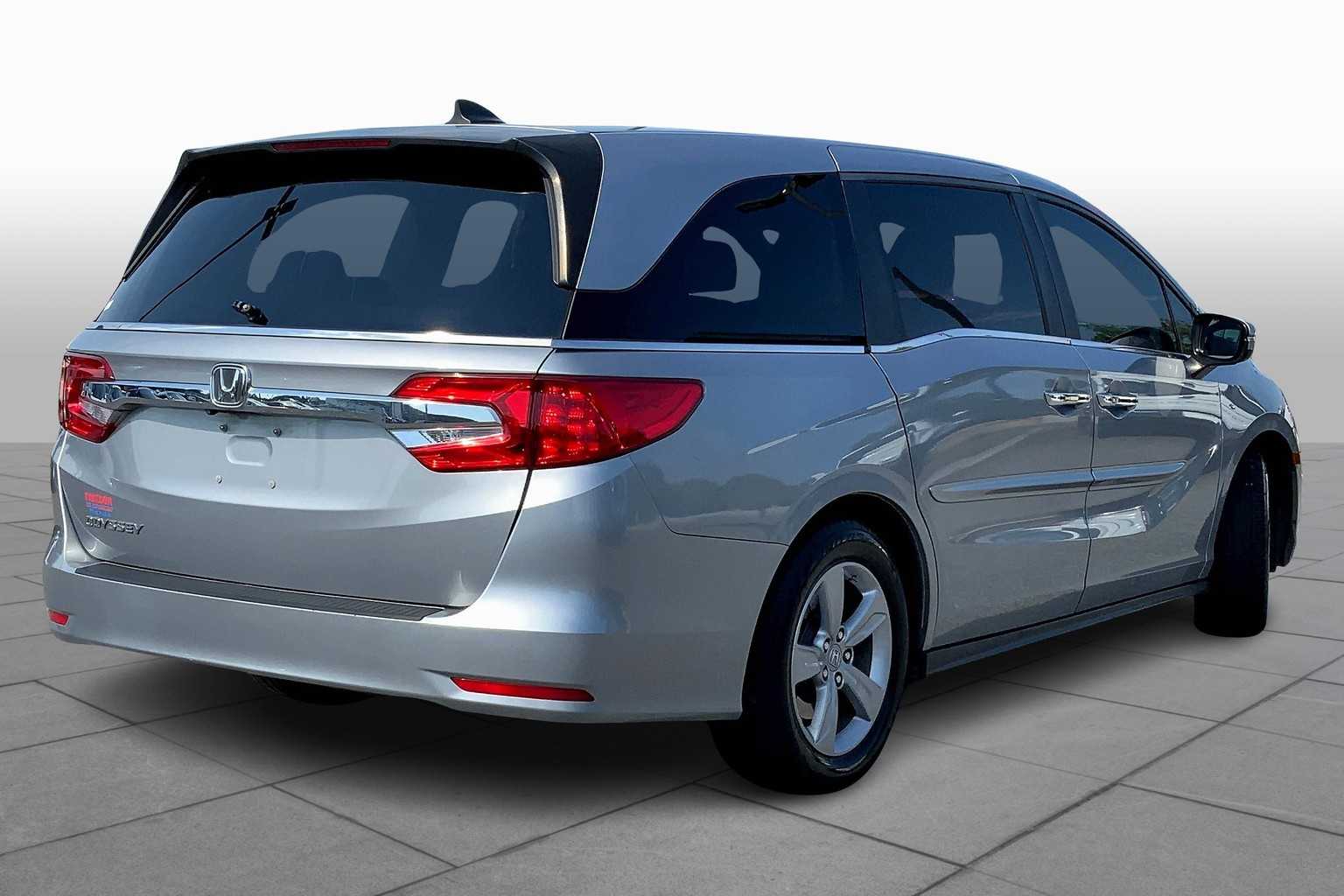 2019 Honda Odyssey EX-L photo 11