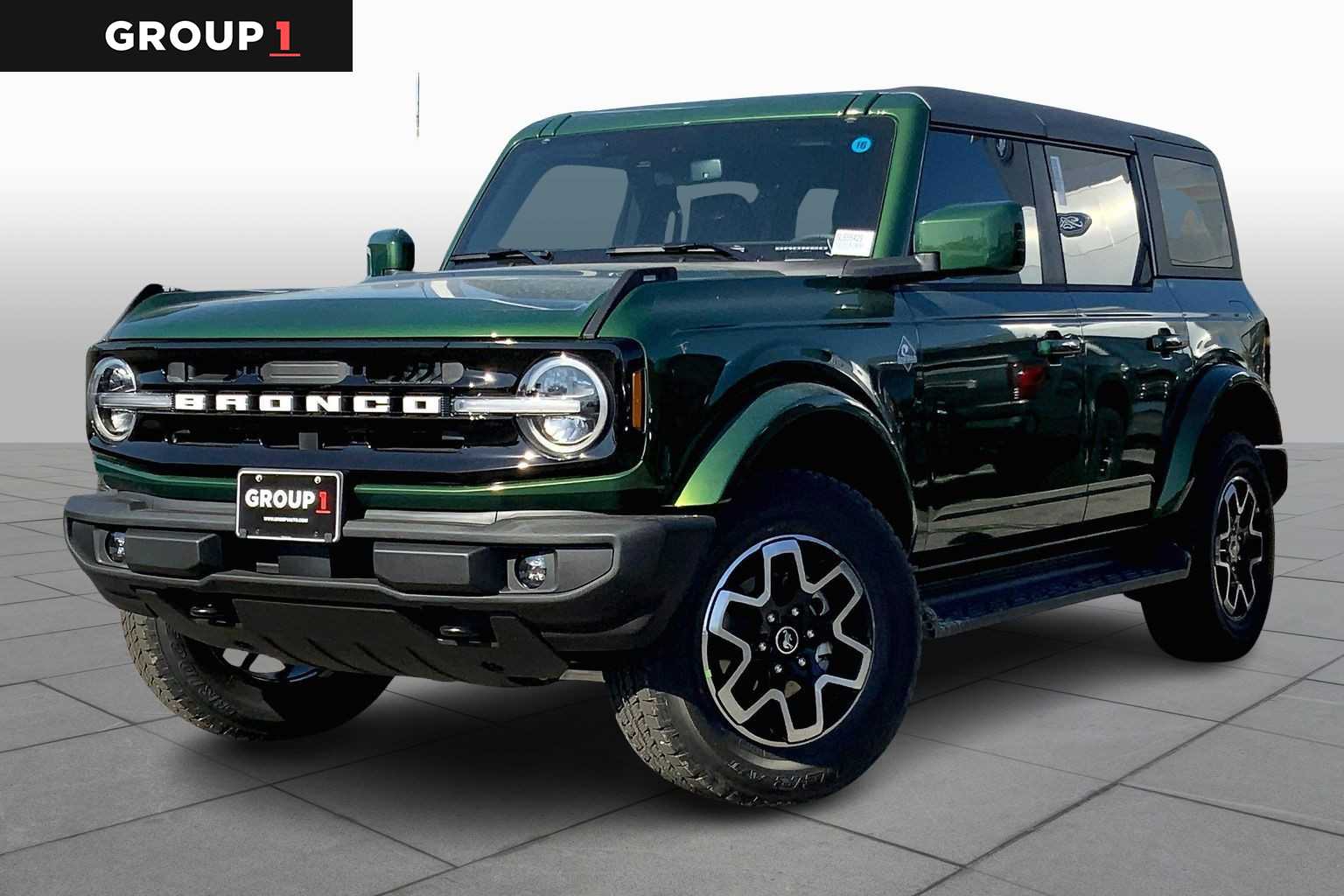 2025 Ford Bronco 4-Door Outer Banks's photo