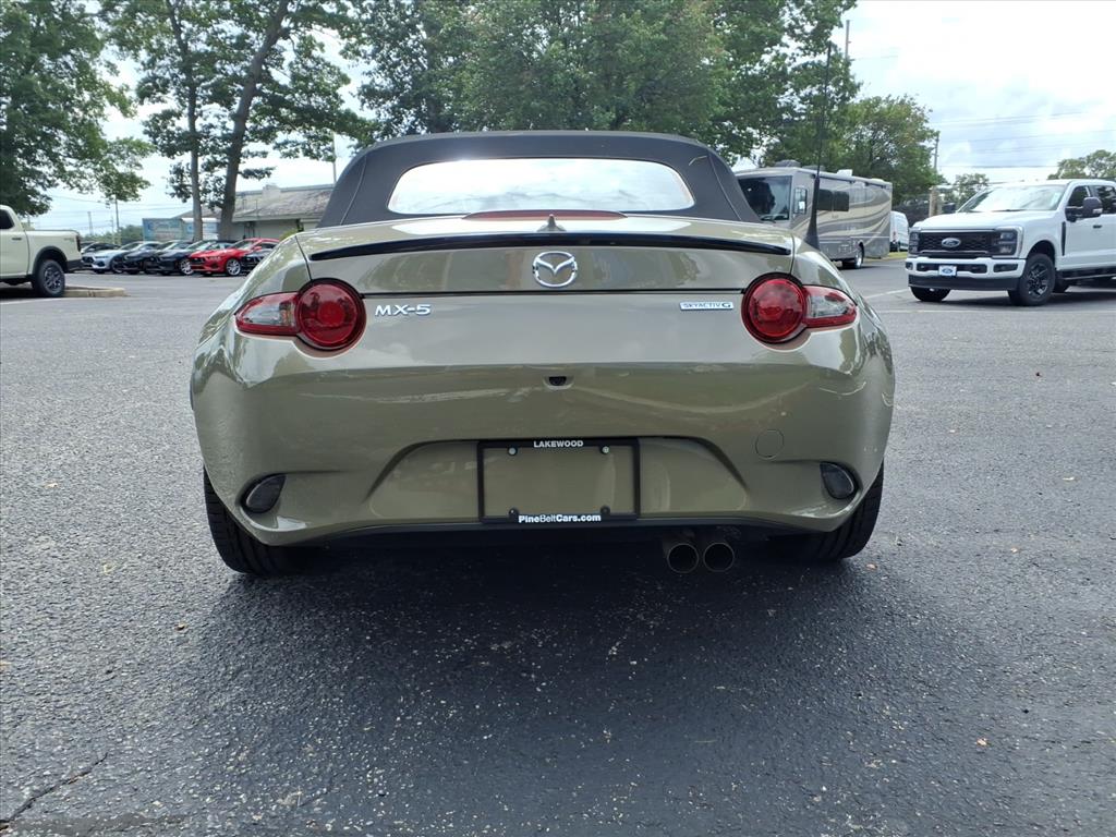 2023 Mazda MX-5 Miata Miata photo 3