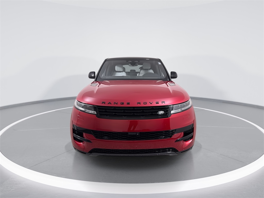 2025 Land Rover Range Rover Sport SE photo 3